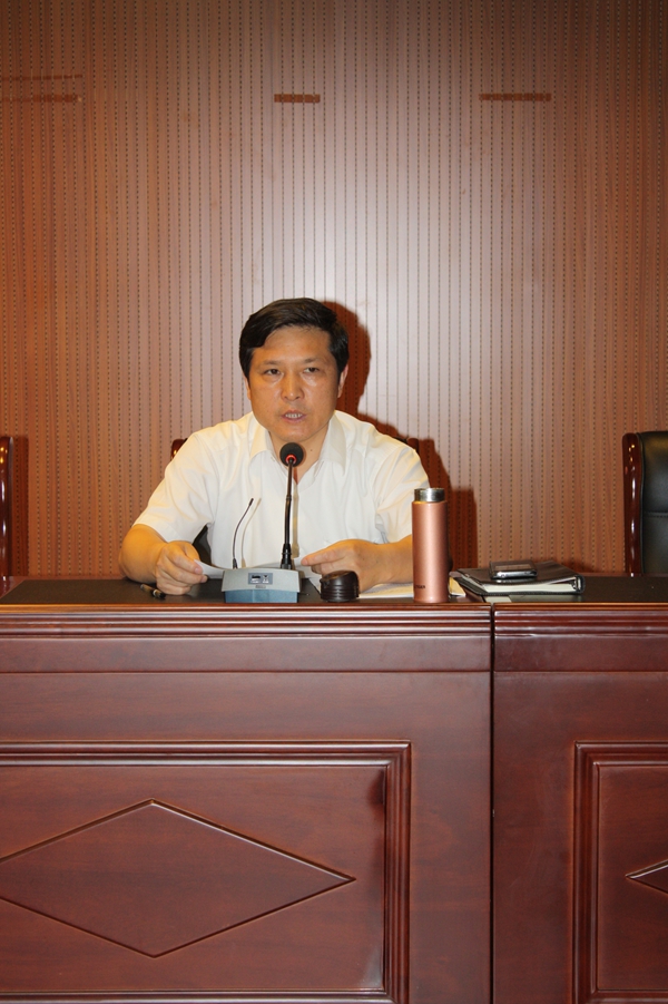 盐城市民政局召开三严三实专题党课暨专题教育部署动员会议